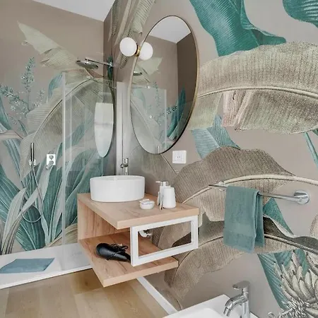 House In Fashion - Flat Near Navigli, Tortona & Duomo Area Milan