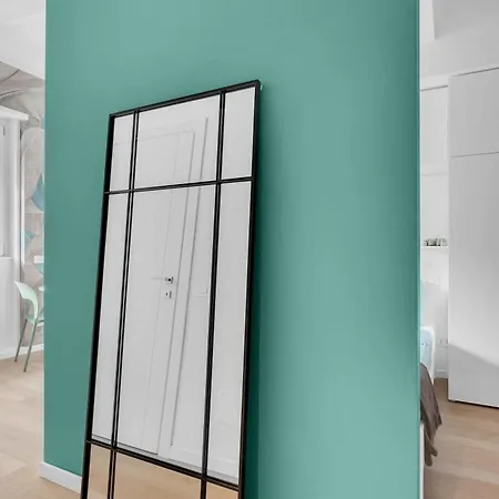 House In Fashion - Flat Near Navigli, Tortona & Duomo Area